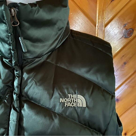 The North Face Dark Green Women's Active Fit Vest Aconcagua Spruce Down XL - Picture 1 of 11